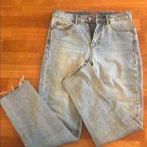 Leith High Waisted Raw Hem Demin